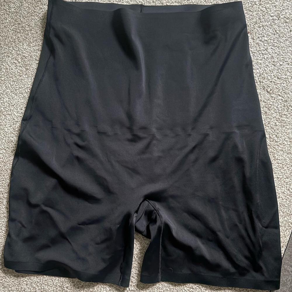 Dress Barn Black Bodyshaper shorts - Picture 3 of 5